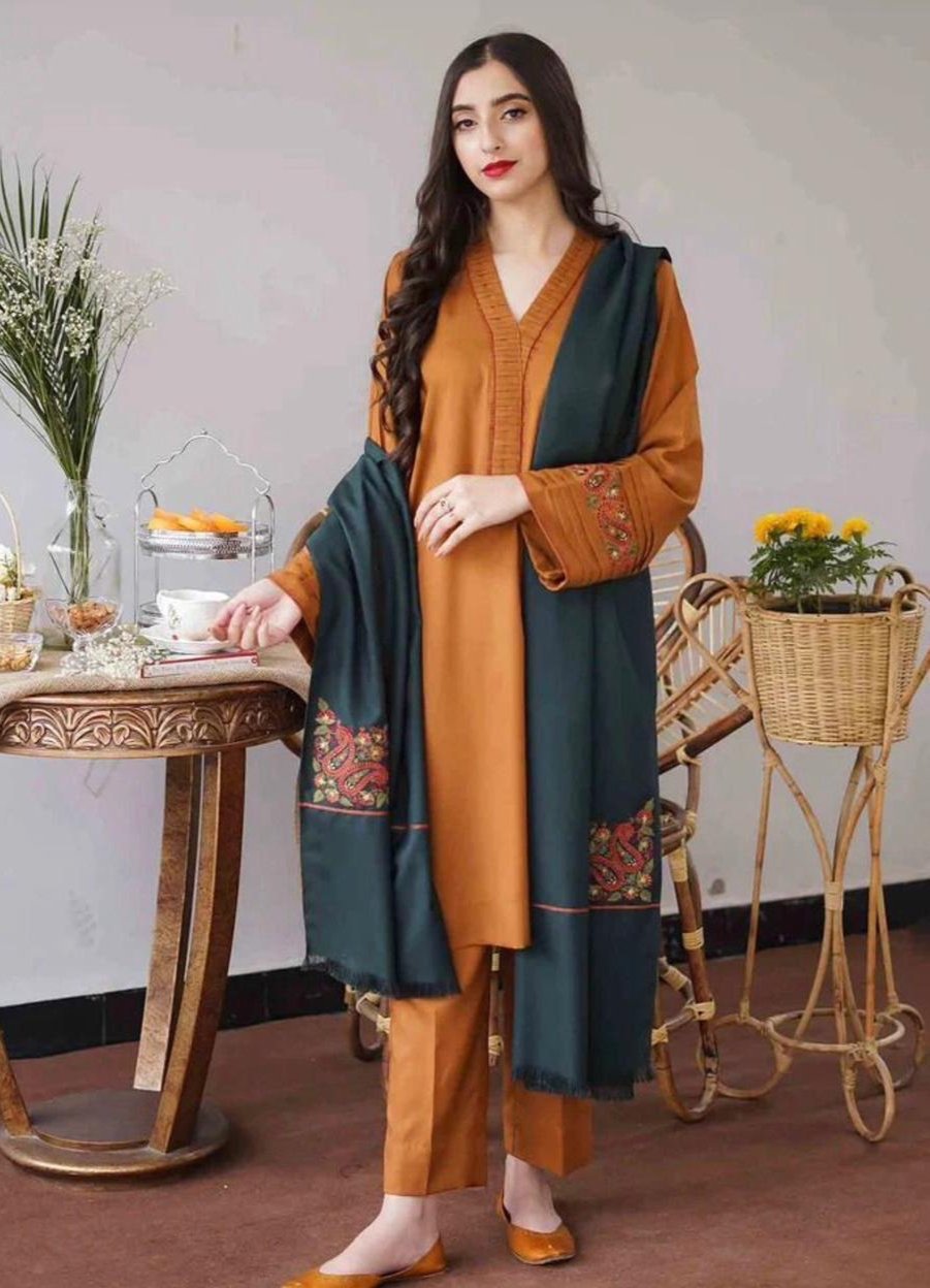 3 Pcs Women's Unstitched Dhanak Embroidered Suit